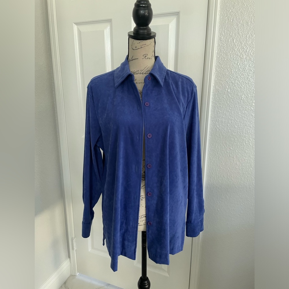 Clio shirt